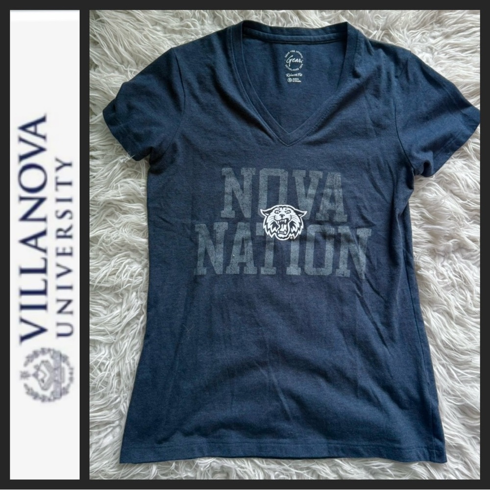 NWOT Navy Blue Villanova University Tee